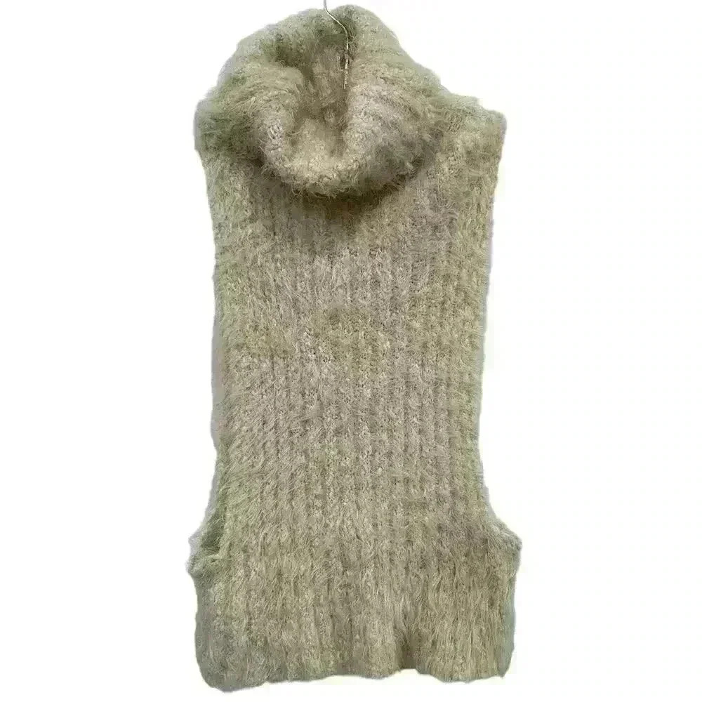 BLANC CLOTHING Turtle Neck Fuzzy Knit Sweater Sleeveless Open Side Size M - Picture 2 of 6